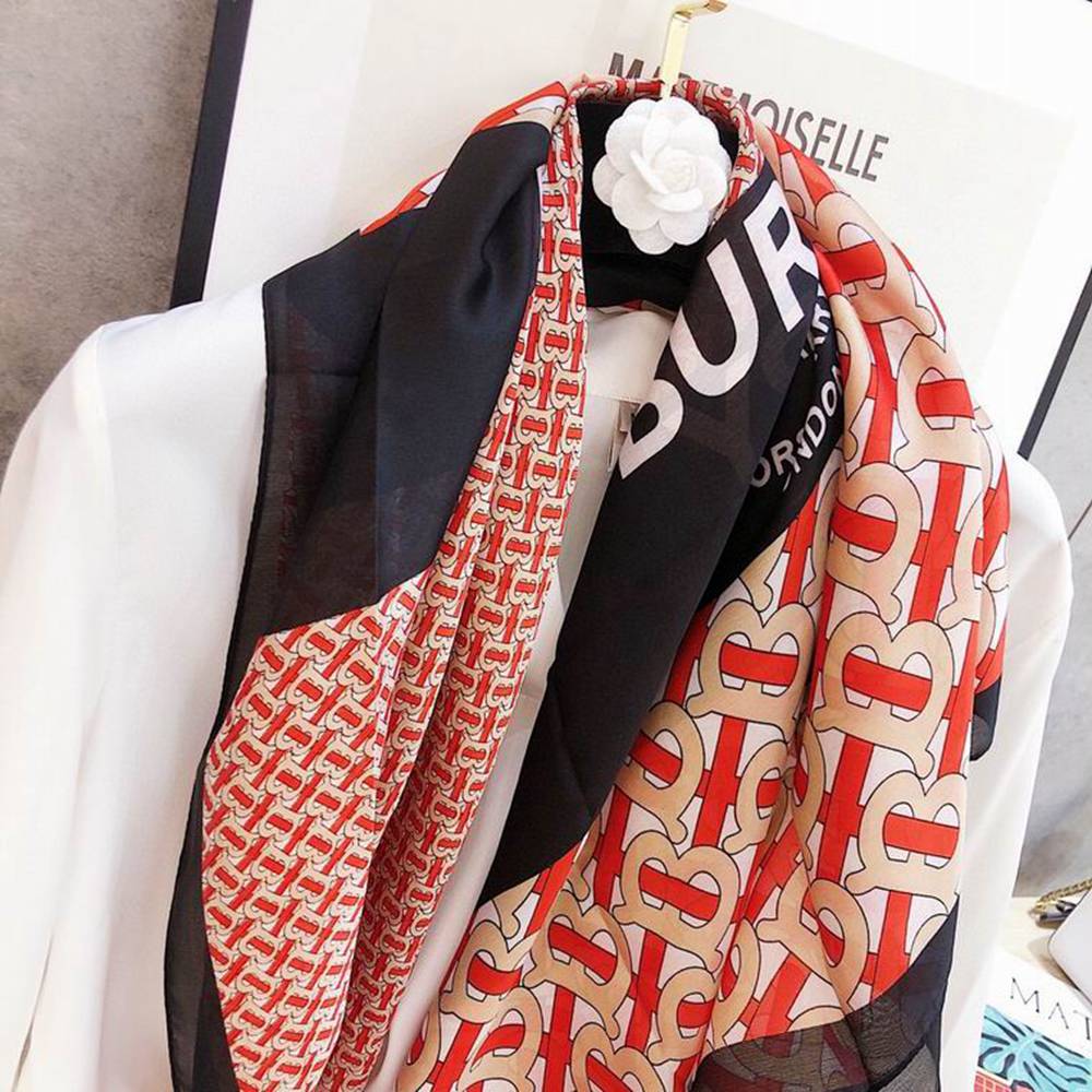 B**rry scarf